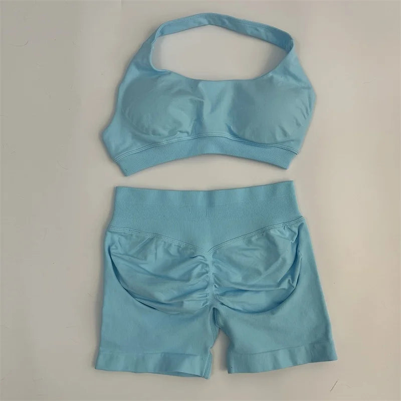 - Ensemble sport deux pièces brassière et short -